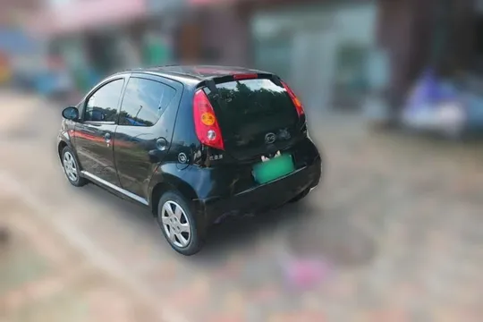 BYD F0