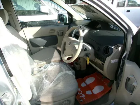 Nissan Otti
