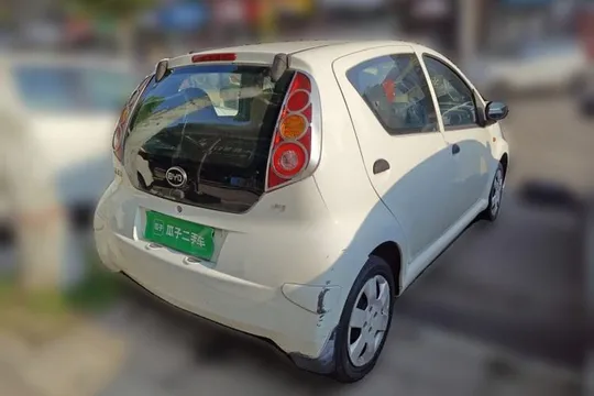 BYD F0