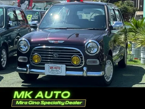 Daihatsu Mira Gino