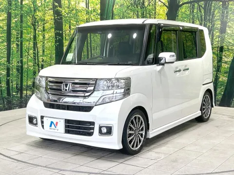 Honda N-BOX Custom