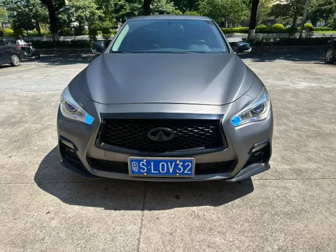 Infiniti Q50L