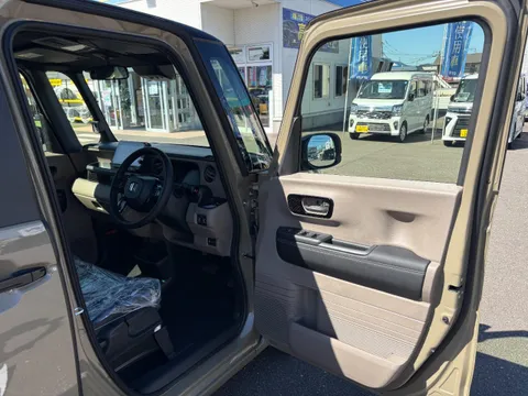 Honda N-BOX Joy