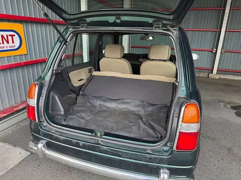 Daihatsu Mira Gino