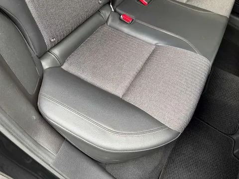 Nissan Note Aura