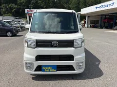 Toyota Pixis Mega