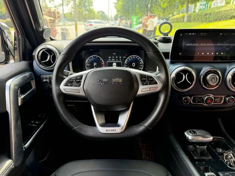 BAIC BJ40