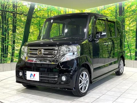 Honda N-BOX Custom