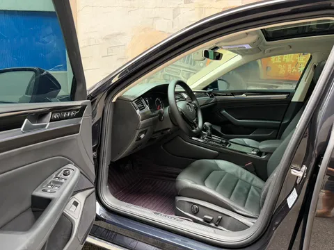 Volkswagen Phideon