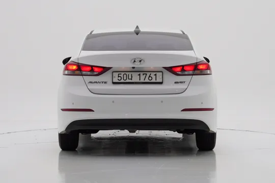 Hyundai Elantra (Avante)