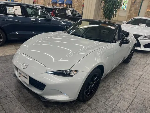Mazda MX-5 (Roadster)