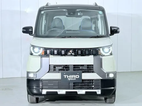 Mitsubishi Delica Mini