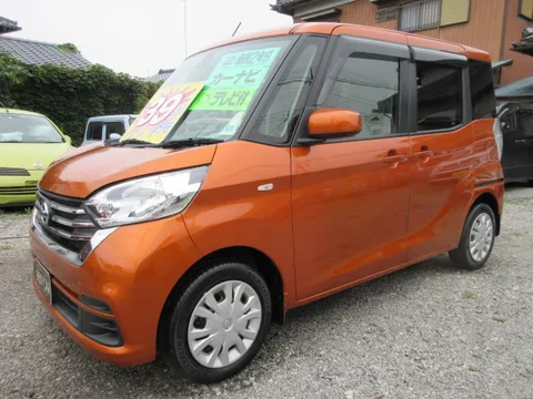 Nissan Dayz Roox