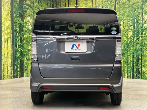 Honda N-BOX Slash