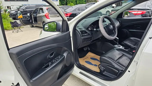 Renault SM3