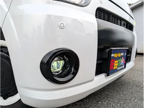 Daihatsu Mira Tocot