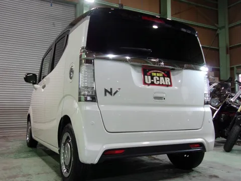 Honda N-BOX Slash