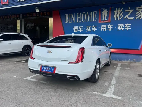 Cadillac XTS