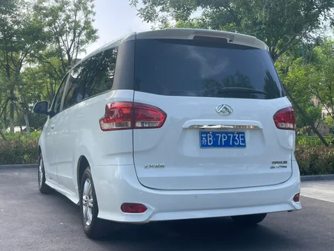 Maxus G10
