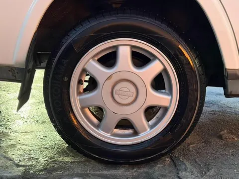 Nissan Rasheen
