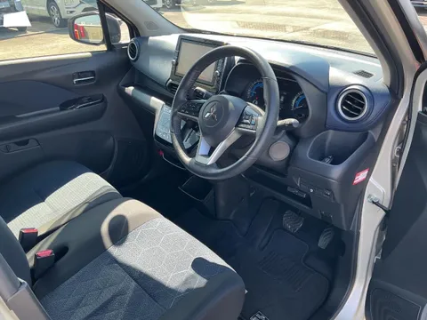 Mitsubishi eK X