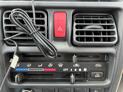Mazda Scrum Truck
