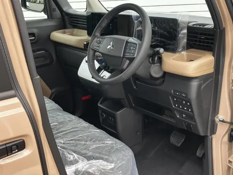Mitsubishi Delica Mini