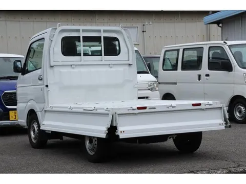 Nissan Clipper Truck
