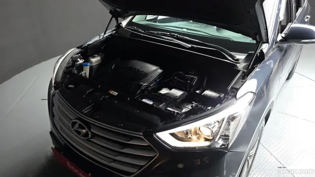 Hyundai Grand Santa Fe (Maxcruz)