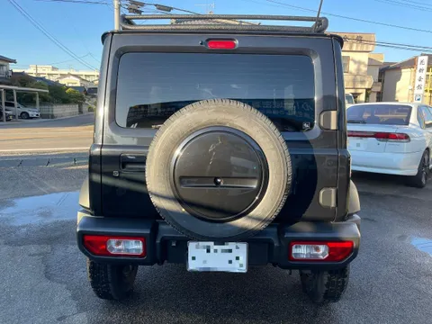 Suzuki Jimny Sierra