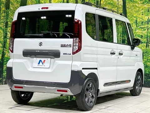 Suzuki Spacia Gear