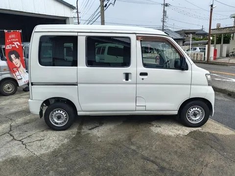 Daihatsu Hijet Cargo
