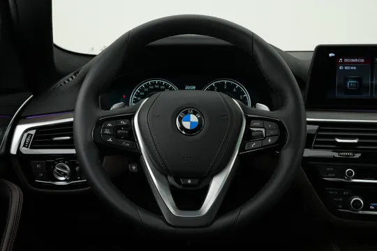 BMW BMW