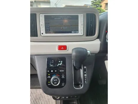 Daihatsu Mira Tocot