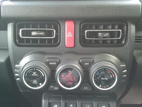 Suzuki Jimny Nomade