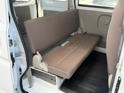Nissan Clipper