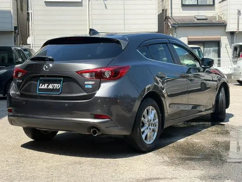 Mazda Axela Sport