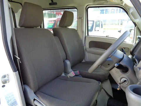 Nissan Clipper