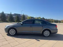 Volkswagen Sagitar