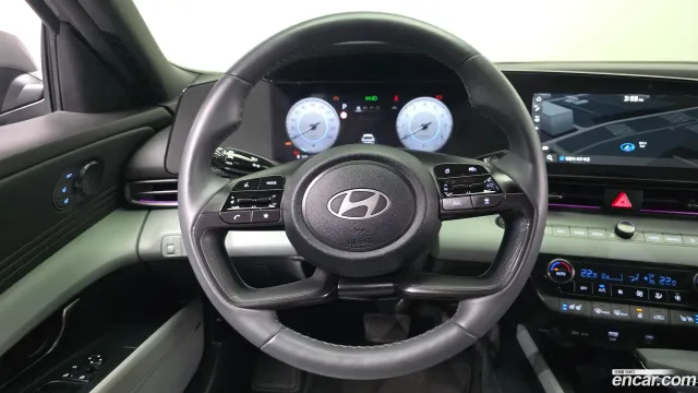 Hyundai Elantra (Avante)