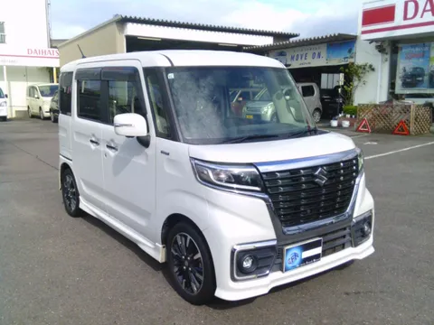 Suzuki Spacia Custom