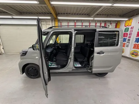 Suzuki Spacia Base