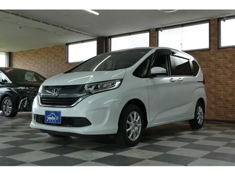 Honda Freed Plus