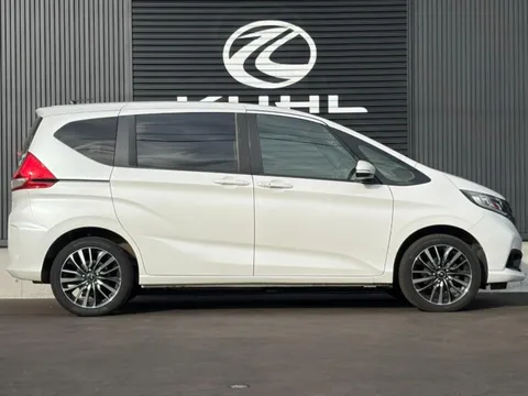 Honda Freed Plus