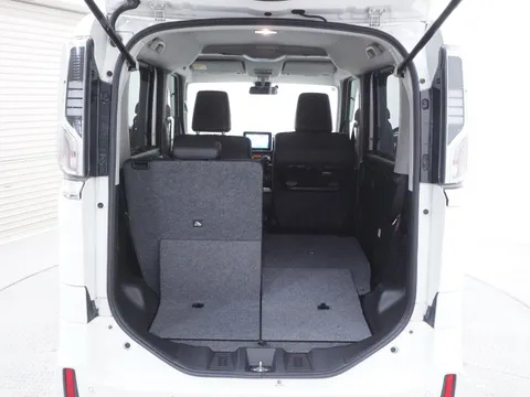 Suzuki Spacia Custom