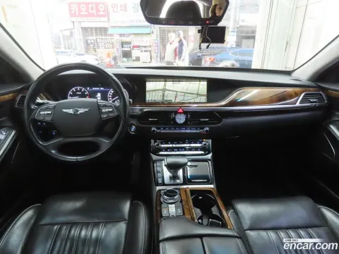 Genesis G90 (EQ900)