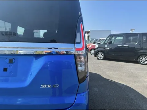 Suzuki Solio