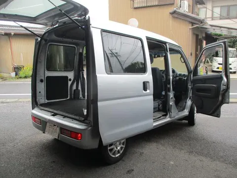 Toyota Pixis Van