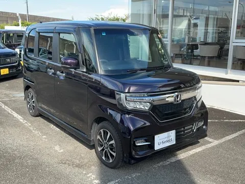 Honda N-BOX Custom