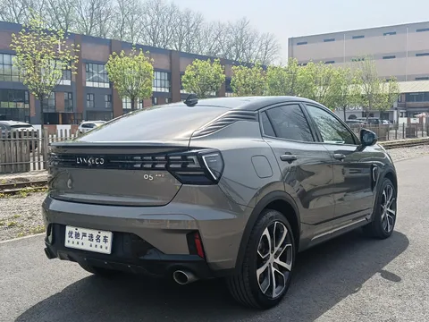 Lynk & Co Lynk & Co 05
